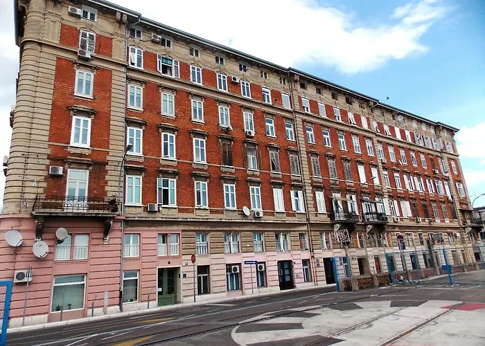 Pensjonat Center Demetrova